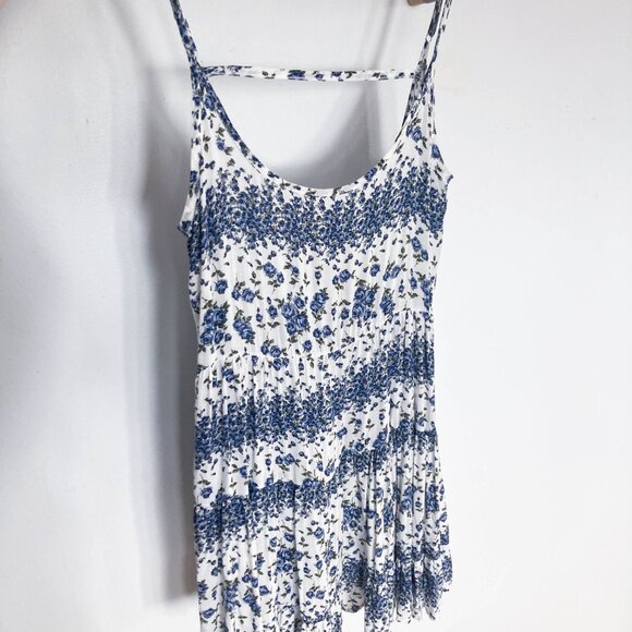 Brandy Melville Blue Floral Jada Dress - Picture 7 of 9